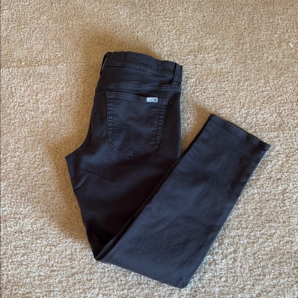 EUC Men’s Grey Joes Jeans